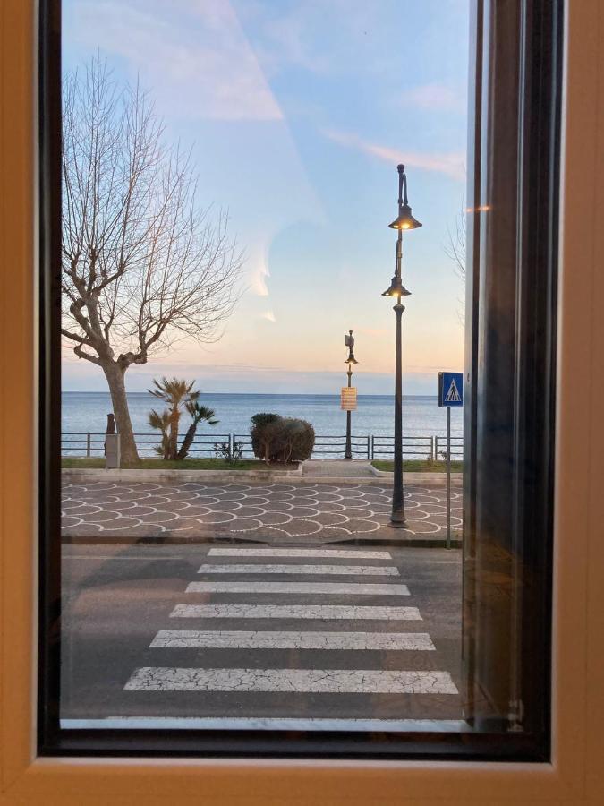 Una Finestra Sul Mare مايوري المظهر الخارجي الصورة